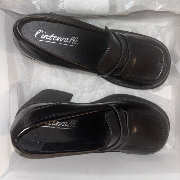 BRAND NEW black platform loafer heels - Picture 4 of 5